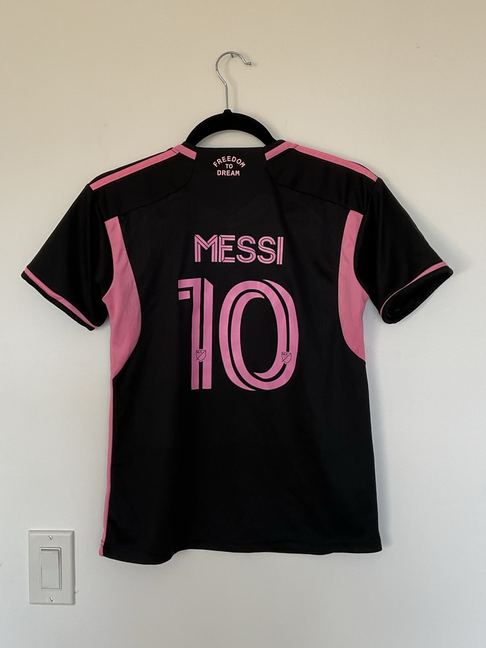 Inter Miami CF Lionel Messi #10 Jersey | Youth Small (US 28) | Fits Women’s S